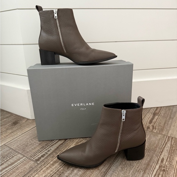 Everlane Boss Boot - Picture 2 of 8